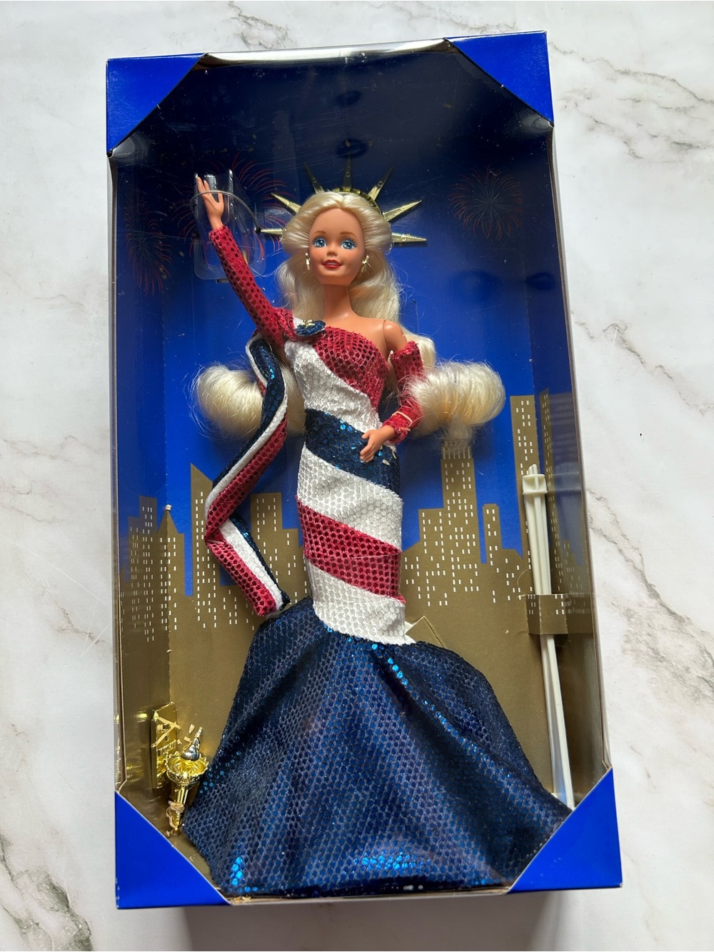 FAO Schwarz American Beauties Collection Statue Of Liberty Barbie Doll